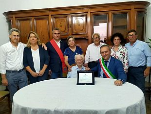 marsala-festeggia-il-nuovo-nonnino-centenario-rocco-alagna