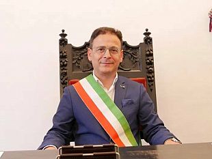 giornalista-aggredito-per-strada-la-solidarieta-del-sindaco-quinci