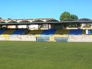 gara-d-appalto-per-la-sostituzione-del-manto-erboso-dello-stadio-nino-vaccara