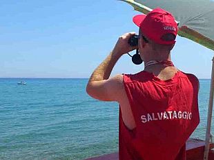 mazara-spiaggia-in-citta-e-tonnarella-servizio-vigilanza-ed-assistenza-bagnanti