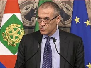 cottarelli-ha-ricevuto-incarico-di-governo-a-termine-da-mattarella-chi-e-mister-forbice