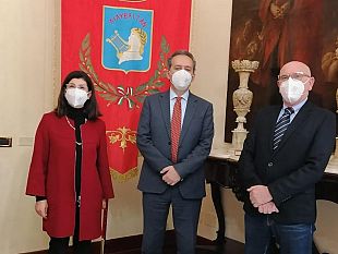 marsala-il-sindaco-grillo-e-lassessore-ai-beni-culturali-hanno-incontrato-il-neo-direttore-del-parco-archeologico-lilibeo-anna-maria-parrinello