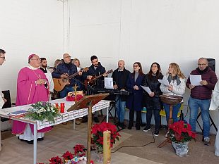 mazara/il-vescovo-giurdanella-amministra-cresime-e-battesimi-a-8-detenuti-del-carcere-di-castelvetrano