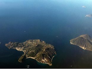 vacanze-le-isole-eolie-tra-le-mete-preferite-di-questanno