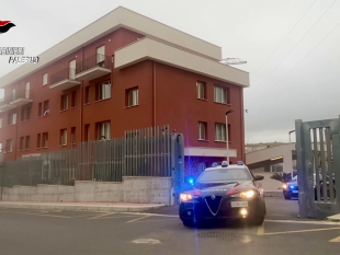 partinico-fontana-comunale-imbrattata-in-piazza-duomo-denunciato-un-20enne
