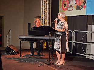 favignana-in-musica-il-duo-belle-epoque-incanta-il-pubblico