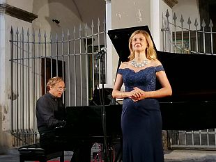 marsala-il-24-novembre-al-teatro-sollima-belcanto-e-virtuosismo-pianistico-con-ilaria-iaquinta-e-giacomo-serra