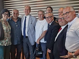 trapani/crisi-agricoltura-visita-sottosegretario-la-pietra-in-provincia-di-trapani