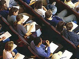 mazara-gli-ex-operatori-sportelli-multifunzionali-della-regione-siciliana-chiedono-l-attivazione-del-progetto-garanzia-giovani