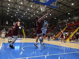 basket-trapani-sconfitto-a-napoli