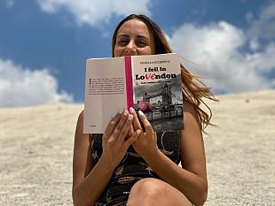 mazara-domani-al-sunny-sara-presentato-i-fell-in-lovendon-romanzo-desordio-di-rossella-occhipinti