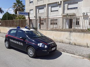 fulgatore-sorpresi-a-bordo-di-un-autocarro-carico-di-rifiuti-speciali-senza-autorizzazione-denunciati