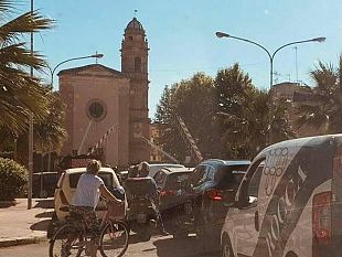 una-punta-di-sal-basta-con-i-fatti-vogliamo-promesse