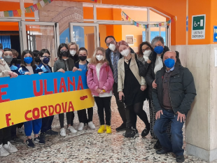 caltanissetta-solidarieta-alla-don-milani-raccolta-fondi-e-accoglienza-di-una-studentessa-ucraina