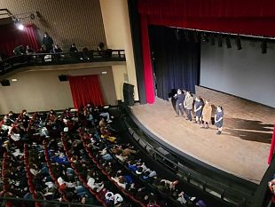 trapani-lo-spettacolo-mishaela-racconta-la-shoah-agli-studenti