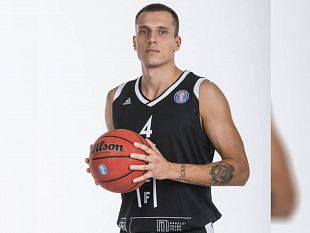 pallacanestro-trapani-arriva-roberts-stumbris