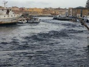 marrobbio-nel-porto-canale-l-ordinanza-della-capitaneria-di-porto-rinforzare-gli-ormeggi-o-spostare-le-imbarcazioni-presso-il-porto-nuovo