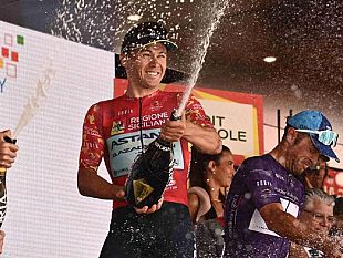 castelvetrano/alexey-lutsenko-vince-il-giro-di-sicilia-2023