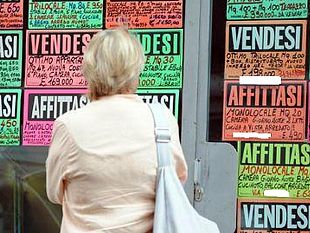 una-punta-di-sal-molti-cartelli-vendesi-mazara-citta-dellimmobiliare