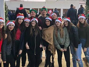al-villaggio-degli-elfi-a-triscina-la-torta-piu-grande-del-belice-musica-balli-degustazioni-e-tanto-divertimento