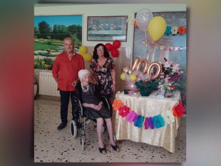 erice-festeggiati-i-100-anni-dellostetrica-vita-colletti-in-licari