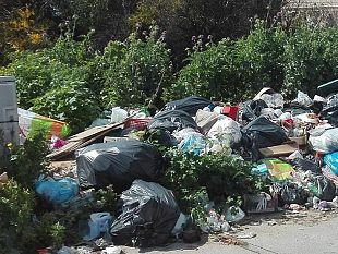 emergenza-rifiuti-la-commissione-straordinaria-risponde-al-movimento-castelvetrano-futura