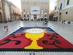 dopo-la-pandemia-ritorna-la-solenne-processione-del-corpus-domini