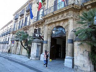 due-siciliani-su-quattro-non-sanno-che-si-vota-ed-il-54-non-andra-a-votare