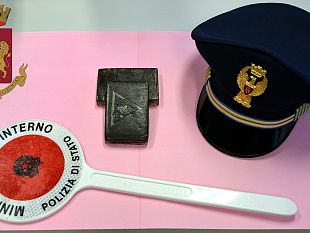 mazara-la-polizia-di-stato-sequestra-sostanza-stupefacente-ed-arresta-invalida-per-detenzione-e-spaccio-allinterno-del-quartiere-della-kasbah-mazarese