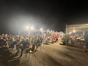san-vito-lo-capo-tanta-gente-a-bagli-olio-e-mare-giornate-tra-sapori-cultura-e-musica