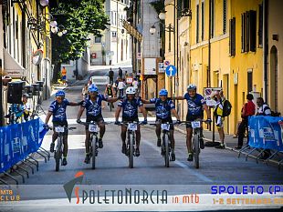 i-ciumara-bikers-alla-spoleto-norcia-dalla-passione-dello-sport-nasce-lamicizia