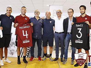 trapani-calcio-evacuo-rinnova-presentate-le-nuove-maglie