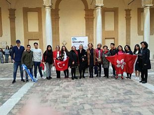 scuola-dal-17-al-24-marzo-mazara-apre-le-porte-al-mondo-grazie-all-associazione-intercultura