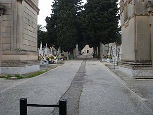 orario-continuato-per-apertura-del-cimitero-da-domenica-29-a-giovedi-02