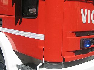 marsala-incendio-in-struttura-per-immigrati