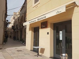 mazara-furto-al-bar-della-centralissima-piazza-della-repubblica-ignoti-individuati-con-la-videosorveglianza-comunale