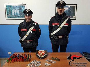 video-droga-e-munizioni-trovate-a-trapani
