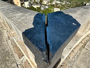 cedimenti-e-avvallamenti-fari-puntati-su-piazza-bagolino-ad-alcamo-al-via-studio-geologico-e-indagini-geognostiche