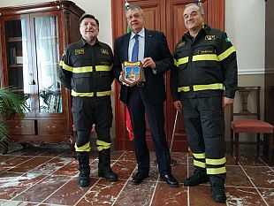 prefettura-incontro-con-il-direttore-regionale-dei-vigili-del-fuoco