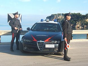 alcamo-rapinano-un-connazionale-in-manette-2-ghanesi