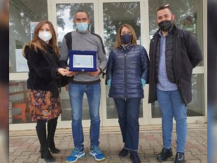 erice-una-targa-al-campione-di-braccio-di-ferro-giovanni-ferro