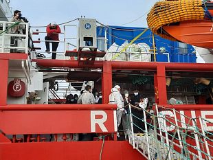 trapani-sbarcati-al-porto-114-migranti