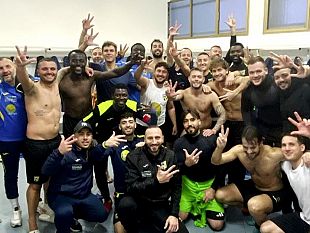 virtus-strasatti-poker-e-spettacolo-tchameni-trascina-i-suoi-con-una-tripletta