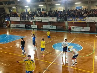 un-super-futsal-mazara-batte-6-3-la-capolista-messina-e-conquista-lo-storico-accesso-ai-play-off