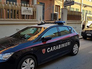 trapani/trapani-ruba-alcolici-e-aggredisce-il-negoziante-che-cerca-di-fermarlo-arrestato-31enne
