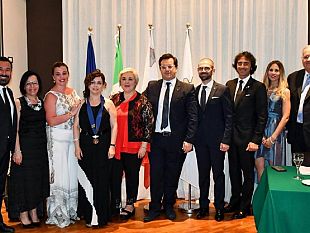 passaggio-della-campana-al-rotary-club-partanna-da-mimma-amari-a-daniela-de-simone