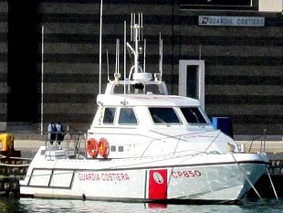 natante-con-50-tunisini-a-bordo-intercettato-al-largo-di-torretta-granitola