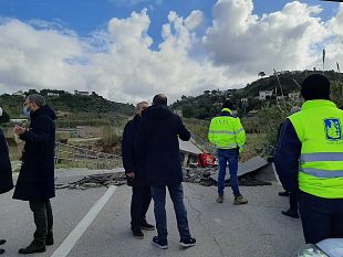 castellammare-il-ponte-sul-fiume-san-bartolomeo-sara-demolito