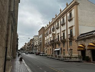 alcamo-il-corso-vi-aprile-si-rifa-il-look-lavori-al-via-stasera