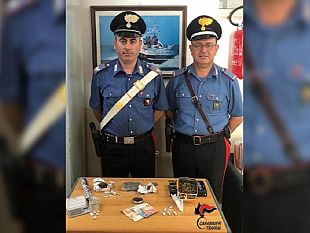 trapani/trapani-contrasto-allo-spaccio-di-stupefacenti-tre-arresti-e-due-denunce